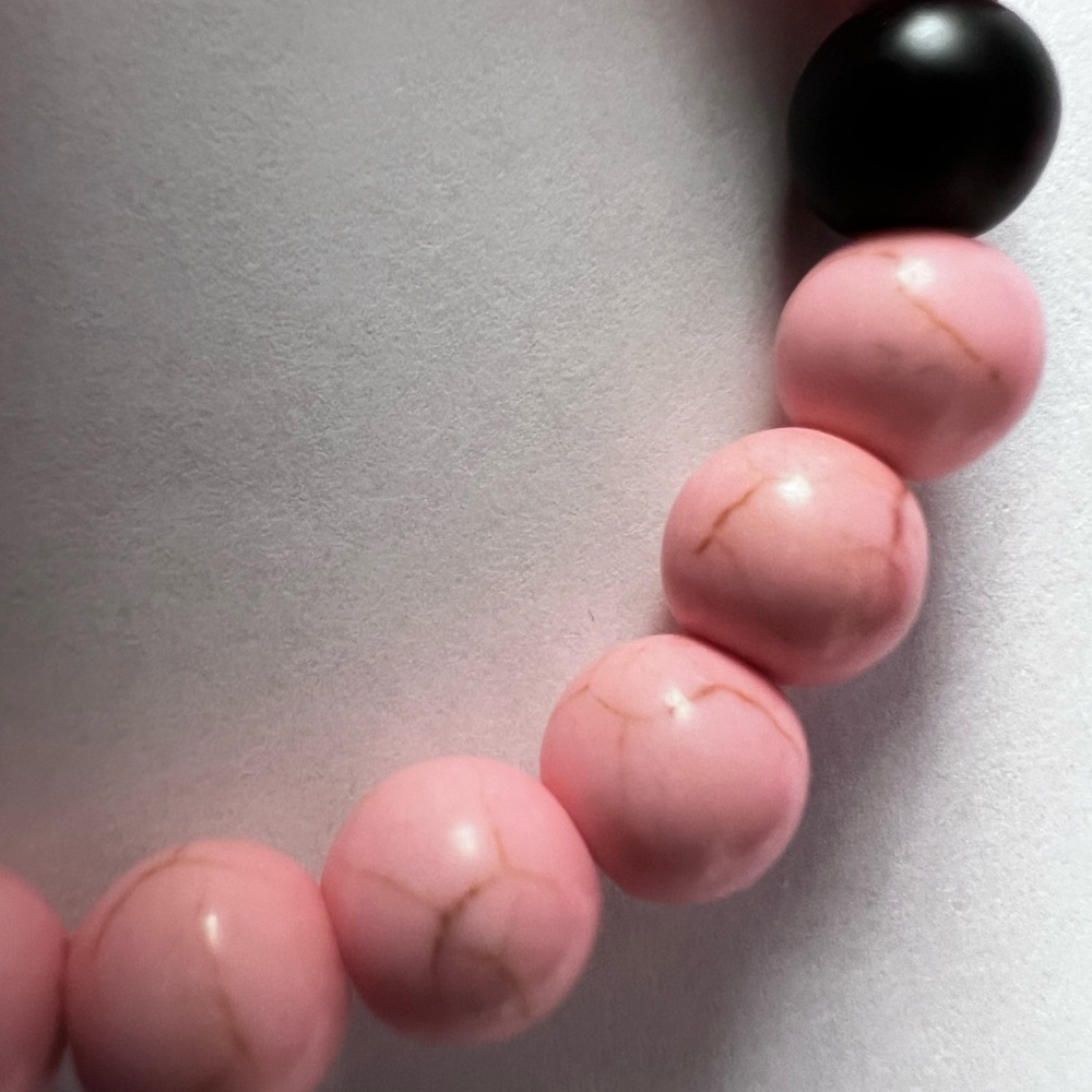 Pink Howlite and Black Stone Beaded 6.25” Stretch Bracelet